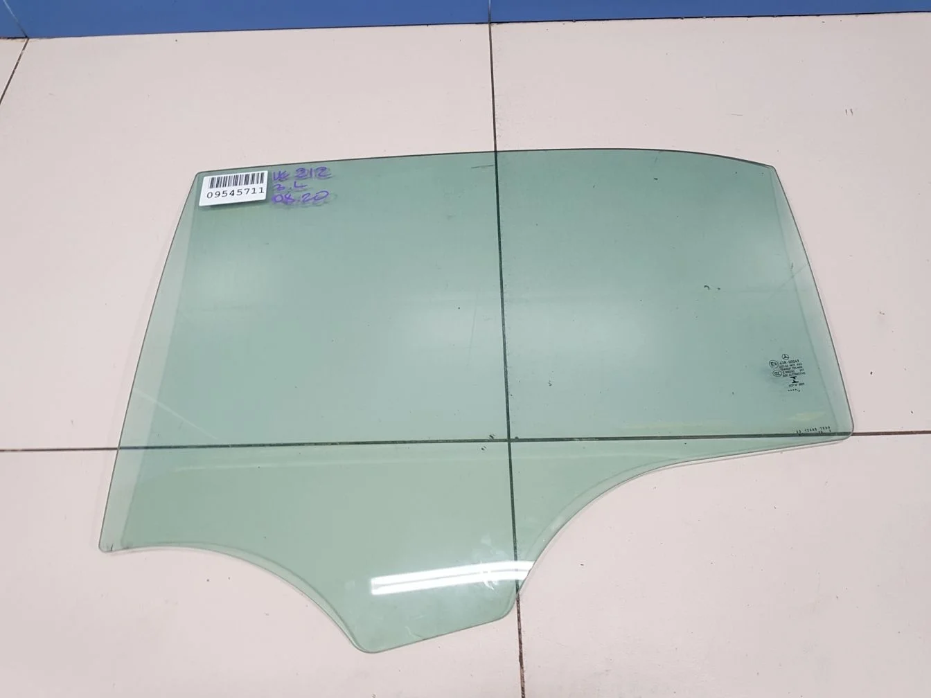 Стекло двери задней левой для Mercedes E-klasse W212 2009-2016