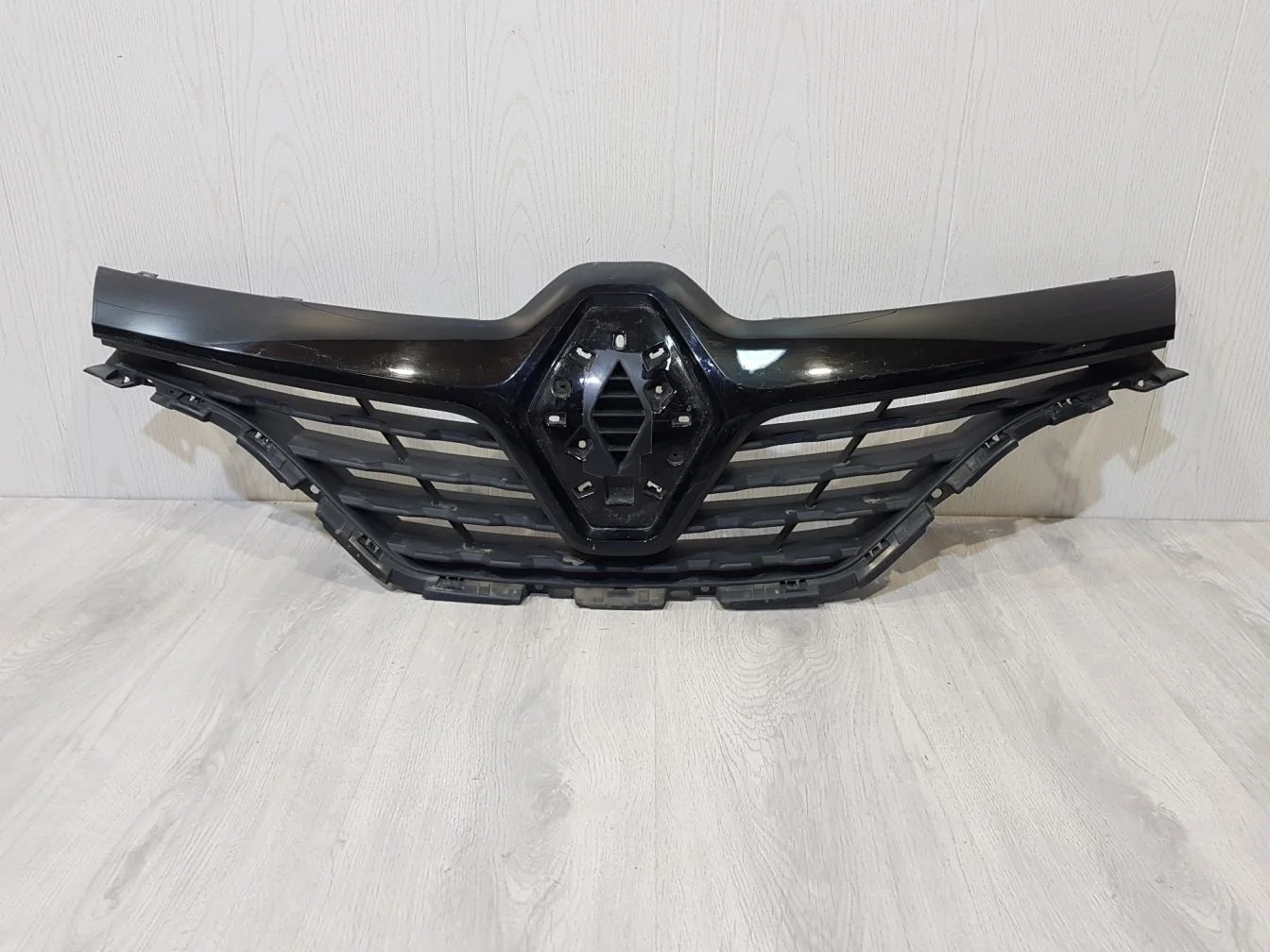 Решетка радиатора для Renault Kaptur 2016-