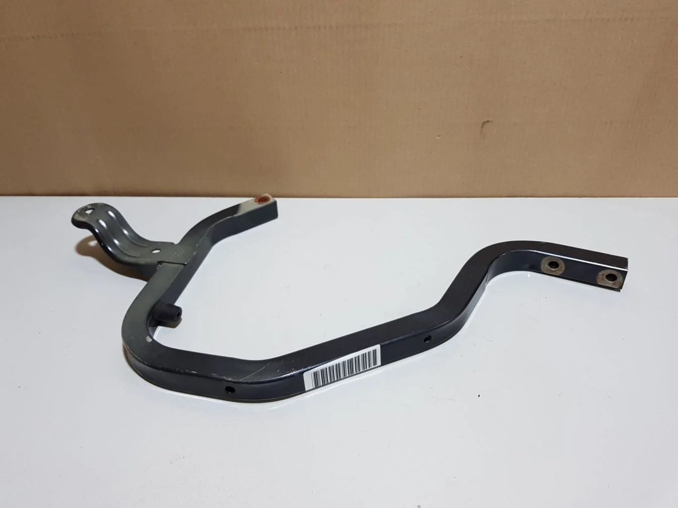 Петля крышки багажника левая для Renault Logan 2005-2014