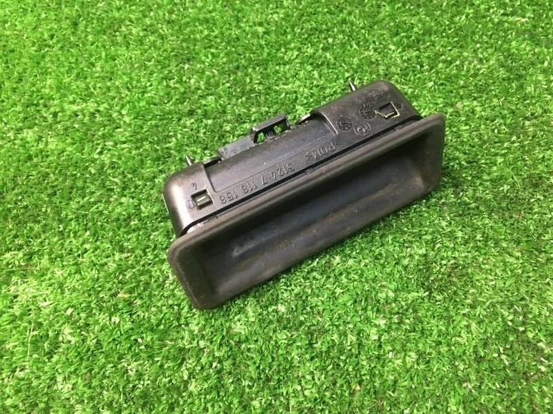 Кнопка открытия багажника BMW E60