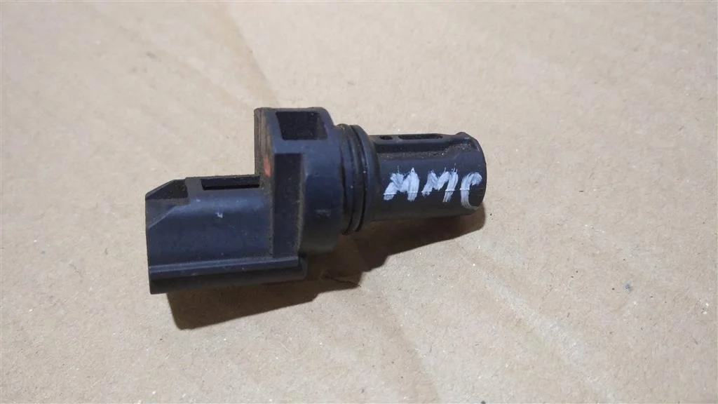 Б.у. датчик распредвала MITSUBISHI mitsubishi MITSUBISHI mitsubishi