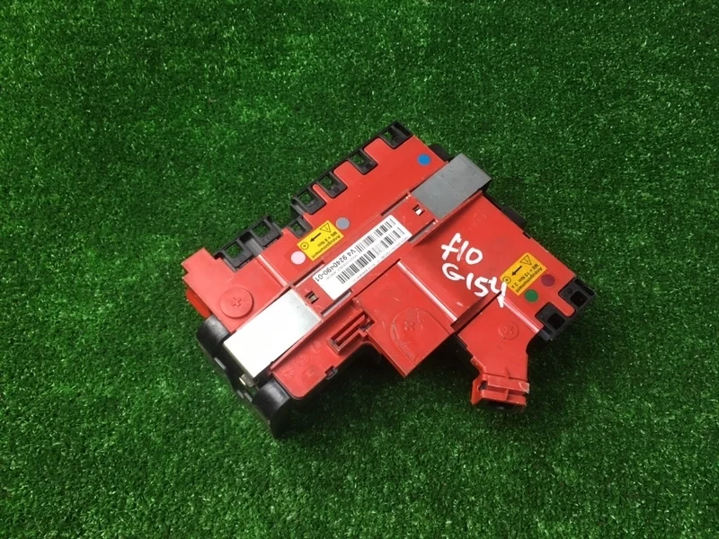 Блок предохранителей BMW F10