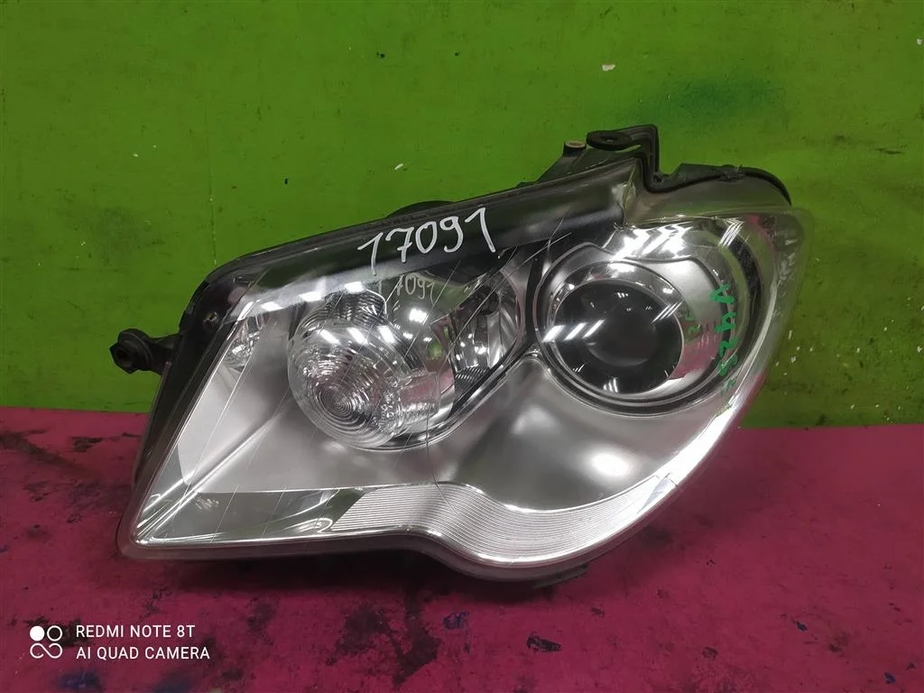 Фара левая Xenon VW Touran 2006-2010 1T2941753A