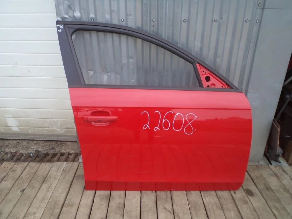 Дверь передняя правая Audi A4 2008-2015 8K0831052J