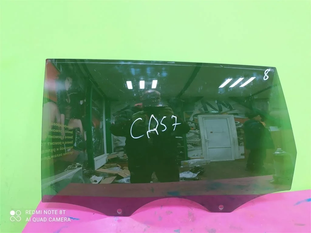 Стекло двери заднее левое Audi Q7 1 2001-2007