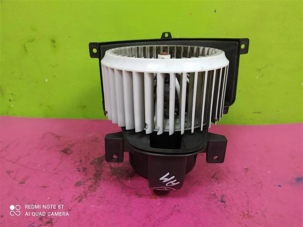 Моторчик печки Audi Q7 VW Touareg 1 Amarok Cayenne