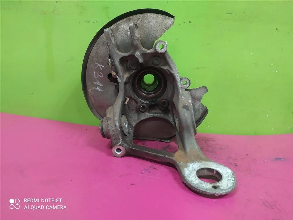 Кулак задний левый Audi A4B8 Allroad A5 A6 C7