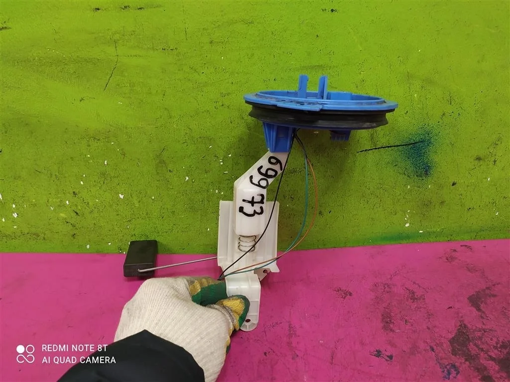 Датчик уровня топлива Audi A3 Golf 5 Octavia 2 2,0