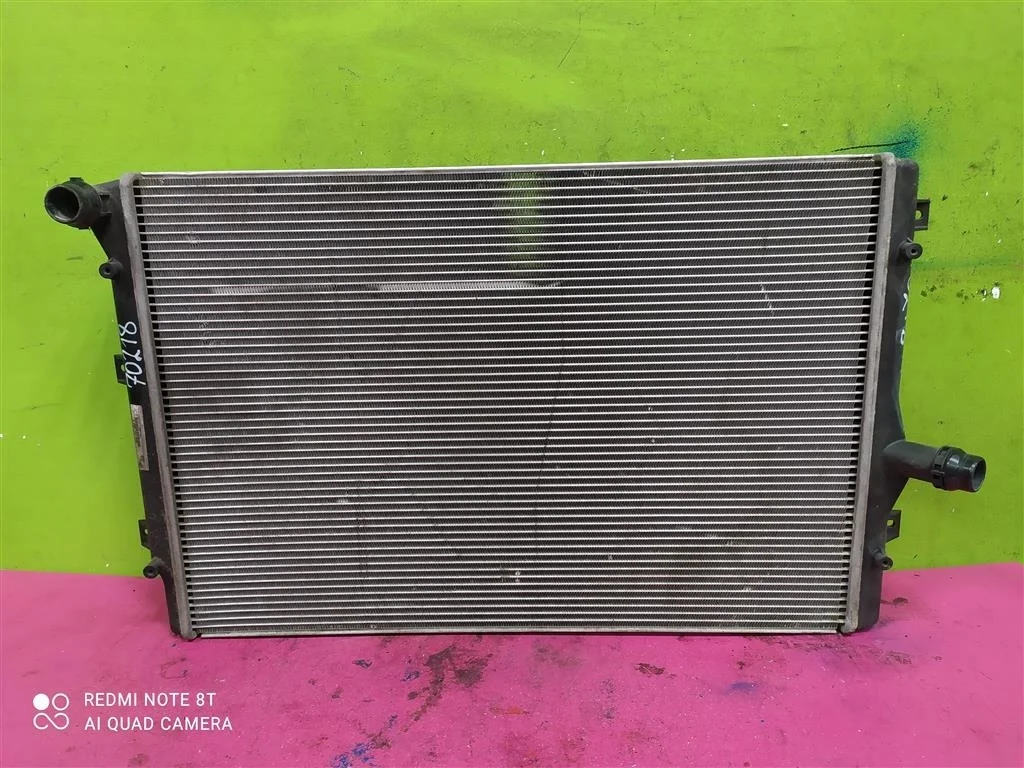 Радиатор двигателя VW Passat B6 B7 CC 2,0 BPY CBA