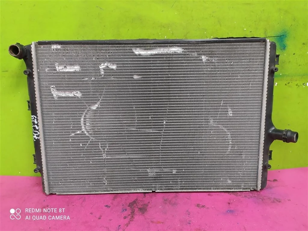 Радиатор двигателя Audi A3 8P TT 1,6 CAY 2,0 BWA