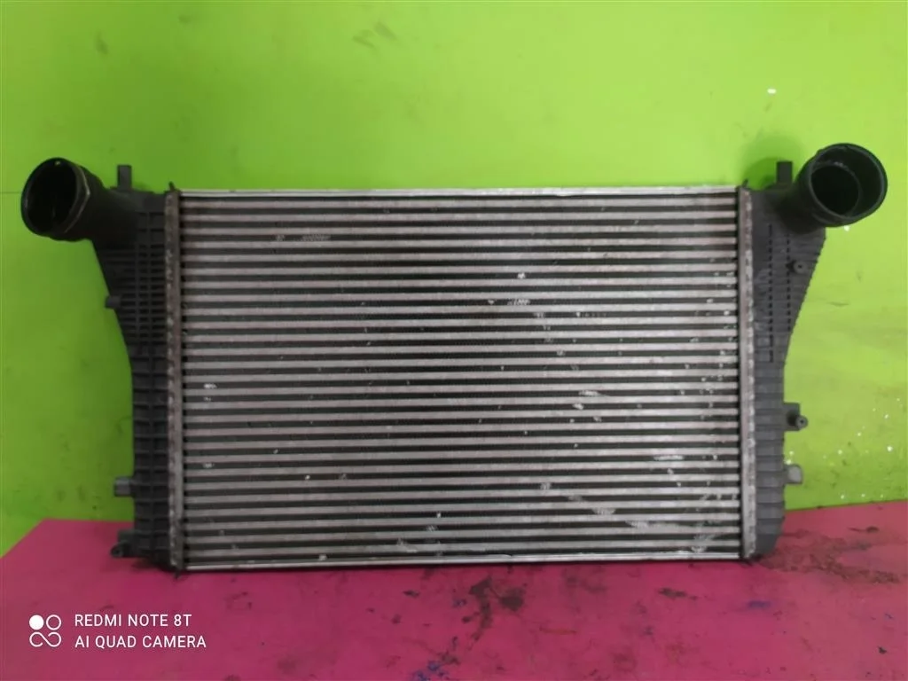 Интеркулер VW Passat B6 CC Tiguan 1,4 1,8 1,9 2,0