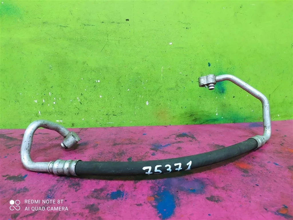 Шланг трубка кондиционера Passat B6 B7 CC 3,2 3,6