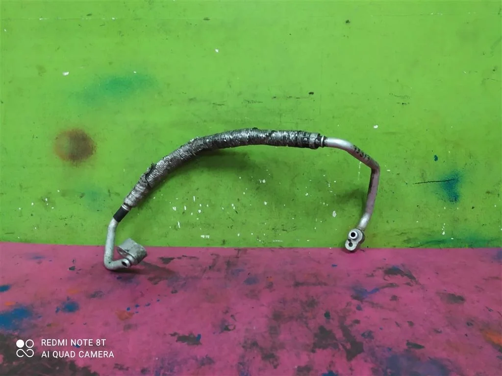 Шланг трубка кондиционера Passat B6 B7 CC 1,4 TSI