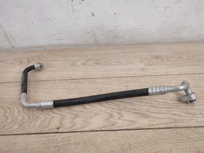 Трубка кондиционера VW Touareg 2 2014-2018 7P