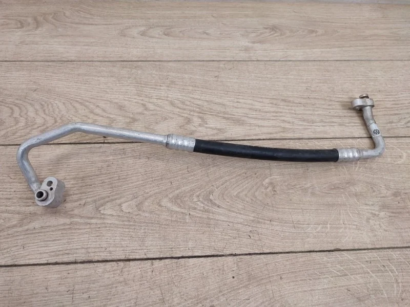 Трубка кондиционера VW Touareg 2 2010-2018 7P