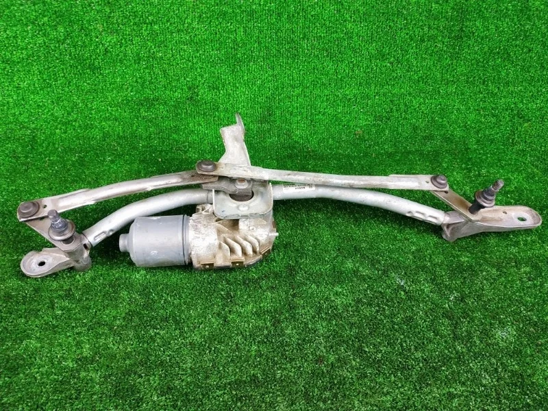 Трапеция стеклоочистителей BMW F10