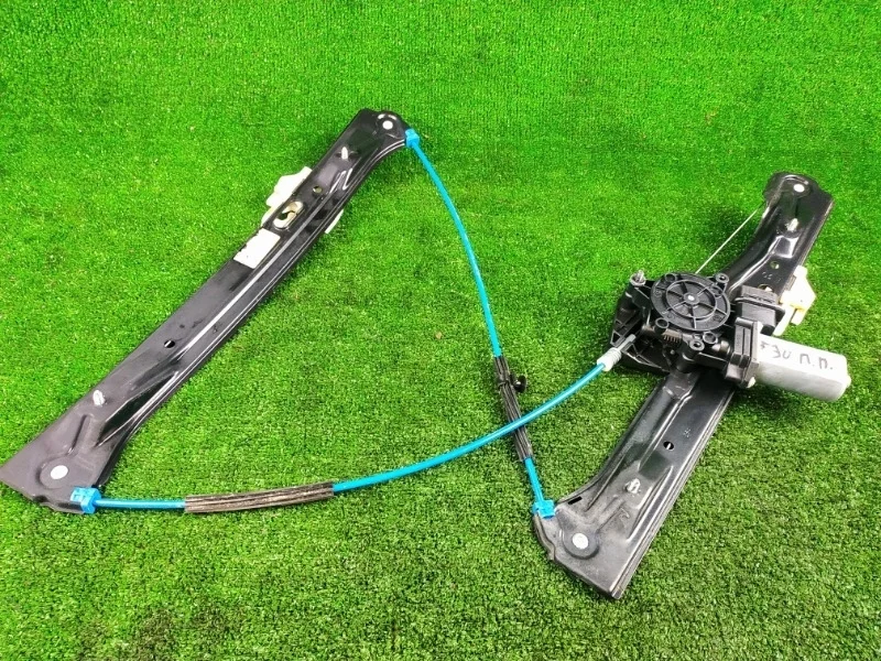 Стеклоподъемник BMW F30