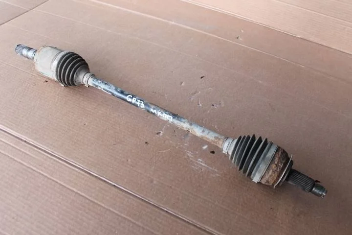 Б.у. привод SUBARU XV G33 SUBARU XV G33