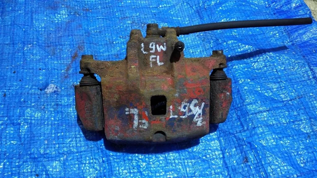 Б.у. суппорт MITSUBISHI LANCER CS9W MITSUBISHI LANCER CS9W