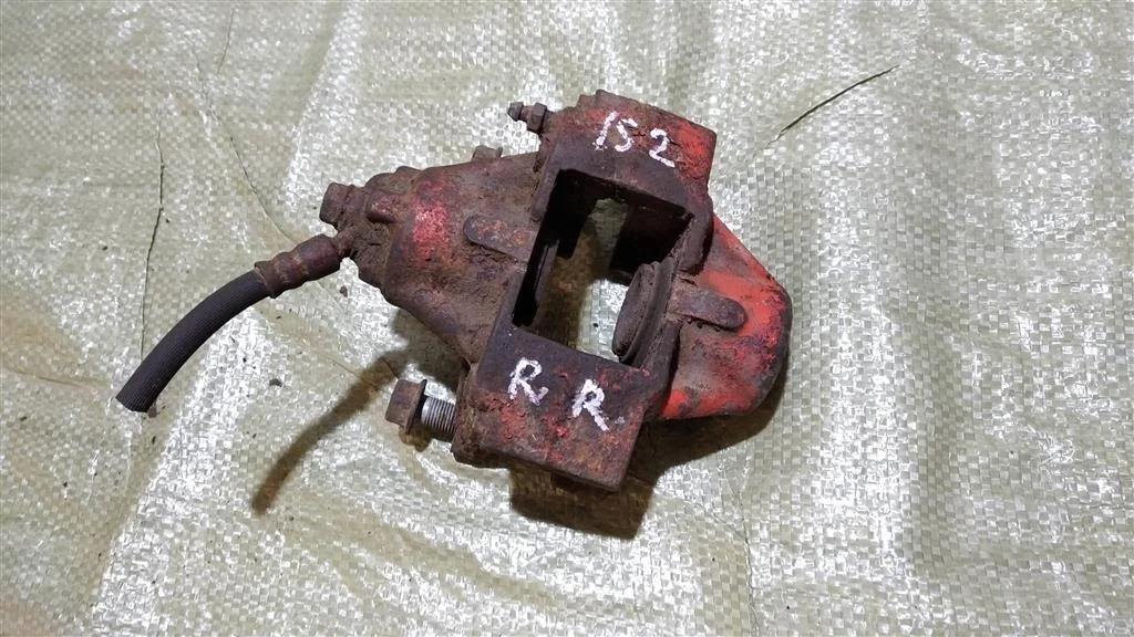 Б.у. суппорт LEXUS IS200 GXE10 LEXUS IS200 GXE10