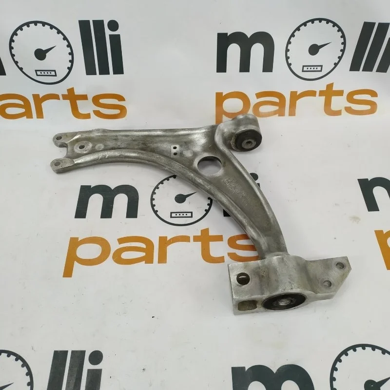 Рычаг нижний Audi Q3 2013 8U