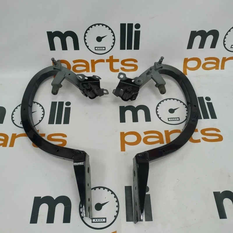 Петля багажника Audi A5 2018 8W