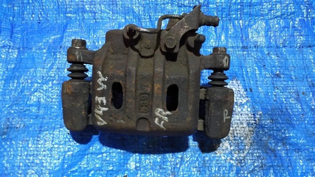 Б.у. суппорт MITSUBISHI PAJERO V43W MITSUBISHI PAJERO V43W