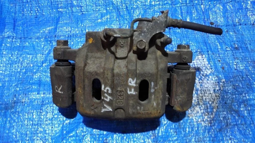 Б.у. суппорт MITSUBISHI PAJERO V45W MITSUBISHI PAJERO V45W