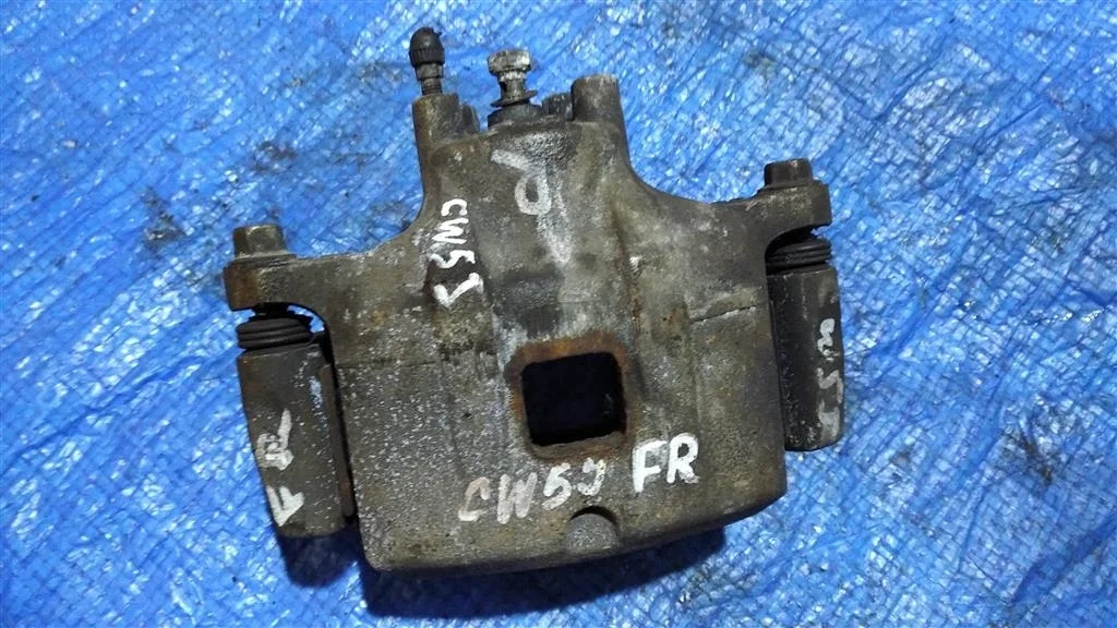 Б.у. суппорт MITSUBISHI OUTLANDER XL CW5W MITSUBISHI OUTLANDER XL CW5W