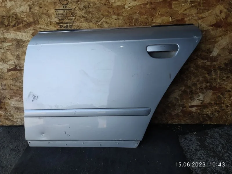 Дверь Audi A4 2006 B7