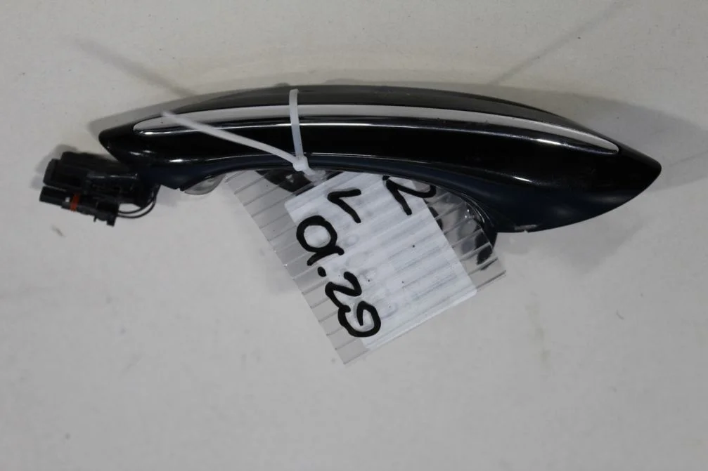 Ручка двери нaружная левая передняя для BMW 6 F12 F13 2011-2017