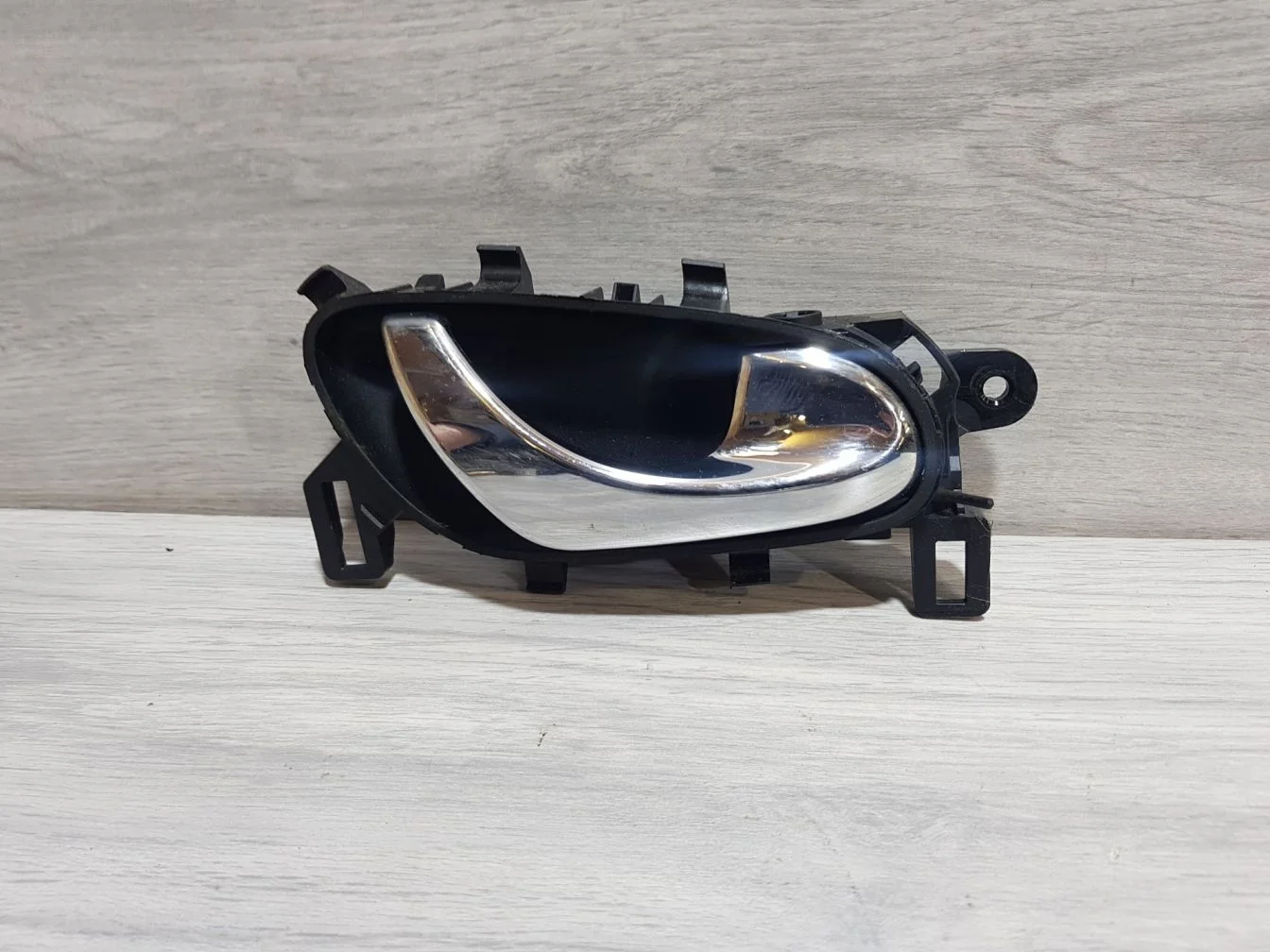 Ручка двери внутренняя правая для Nissan Qashqai J11E 2014-