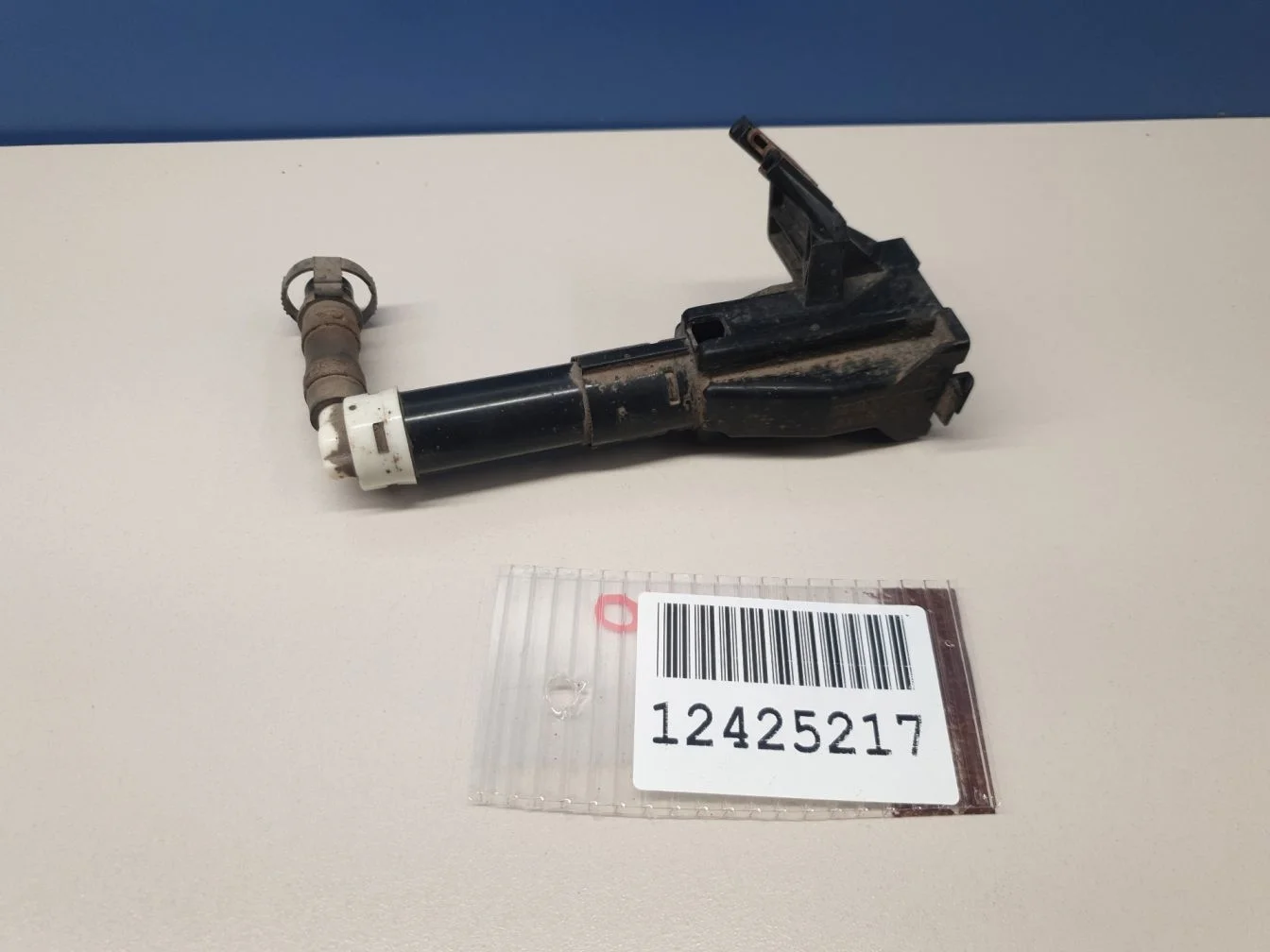 Форсунка омывателя фары правая для Lexus LX 570 URJ200 2007-