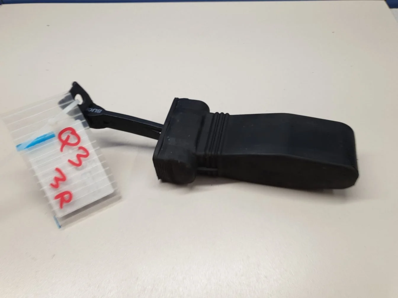 Ограничитель двери задней для Audi Q3 8U 2012-2018