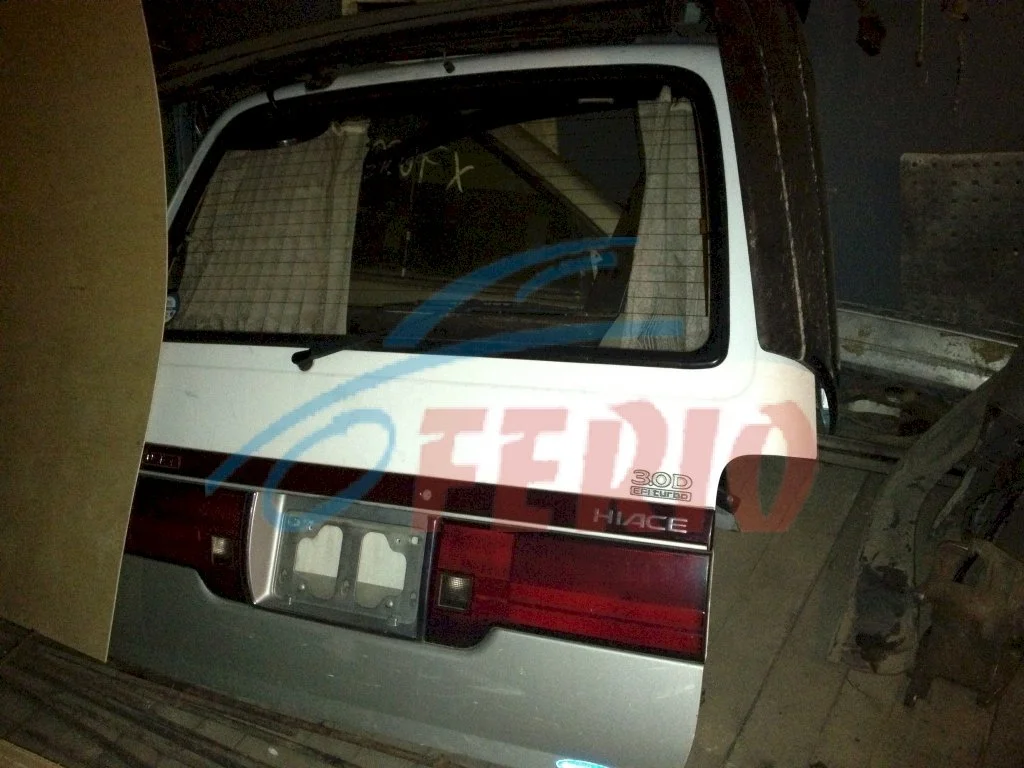 Продажа Toyota Hiace 2.4 (120Hp) (2RZ-E) RWD AT по запчастям