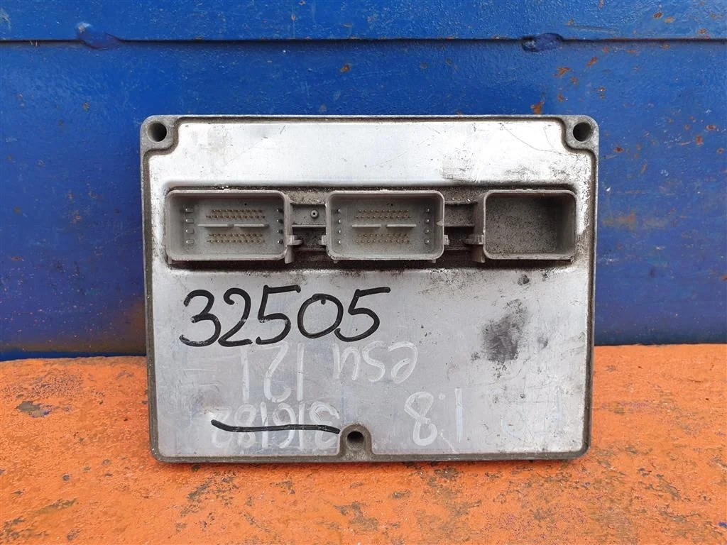 Блок управления двигателя Focus 2 C-Max 1,8 ESU121