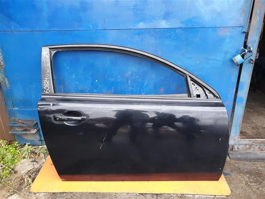 Дверь правая Volvo C30 1 Вольво С30 Ц30 2006-2013