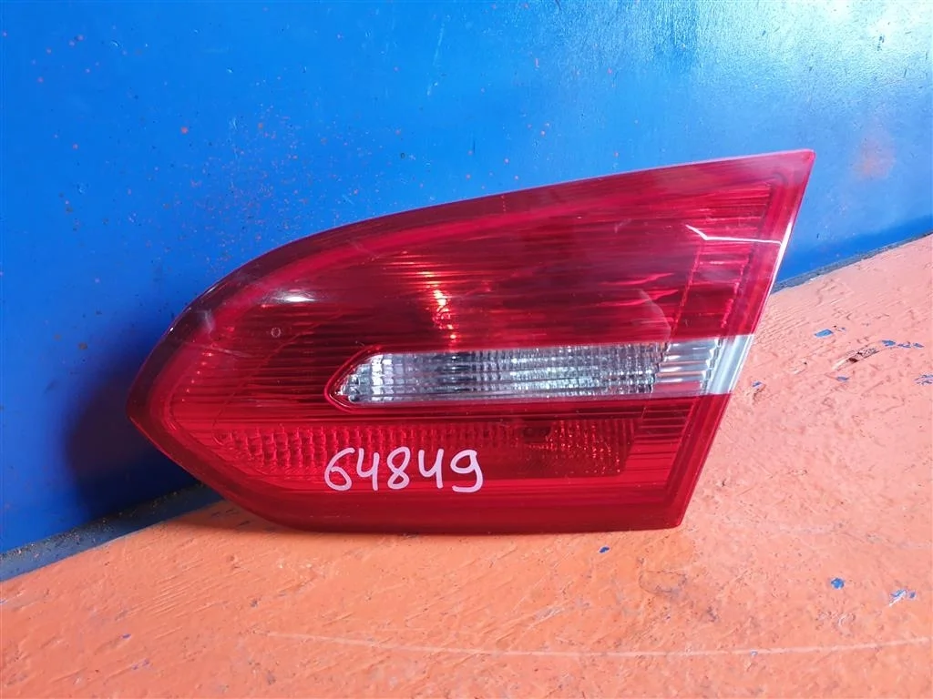 Фонарь правый крышку седан Ford Focus 3+ 2014-2019