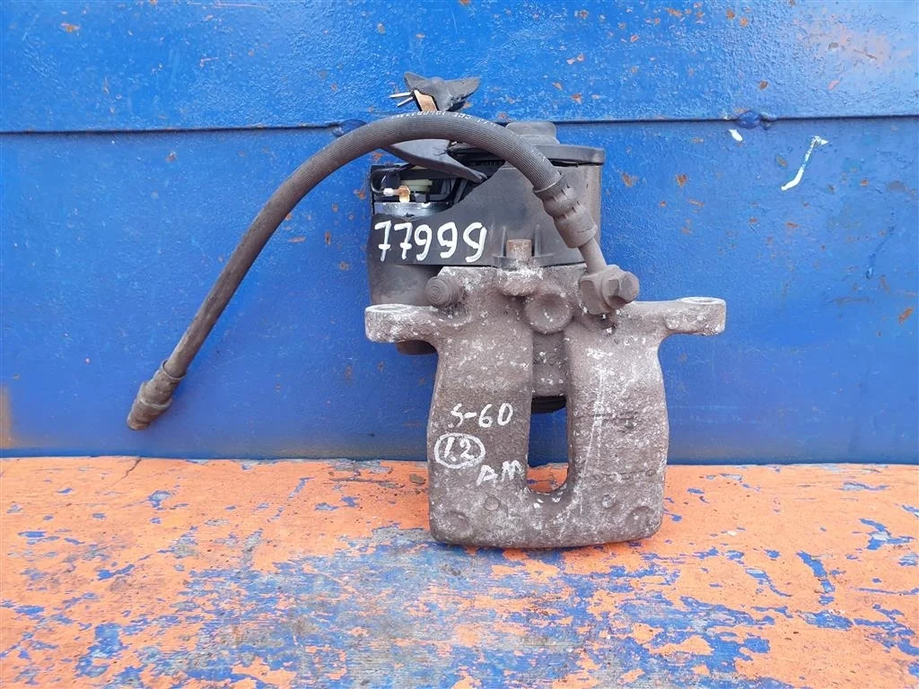 Суппорт задний левый Volvo S60 2 S80 2 36001382