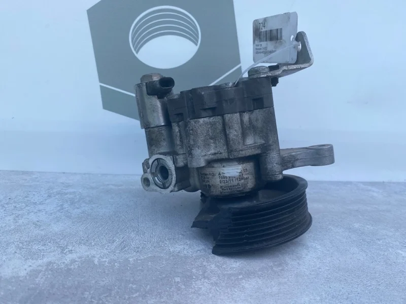 Насос гур Mercedes-benz W212