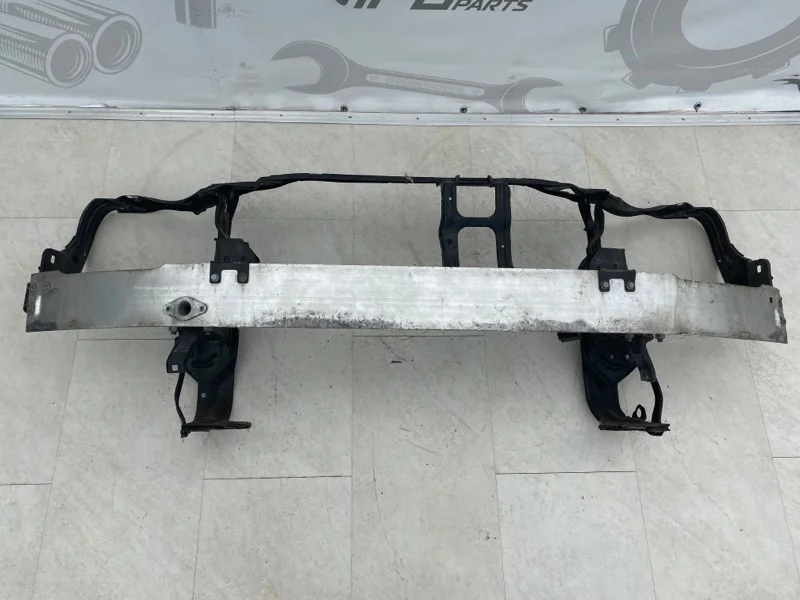 Передняя панель телевизор Mercedes-benz C203