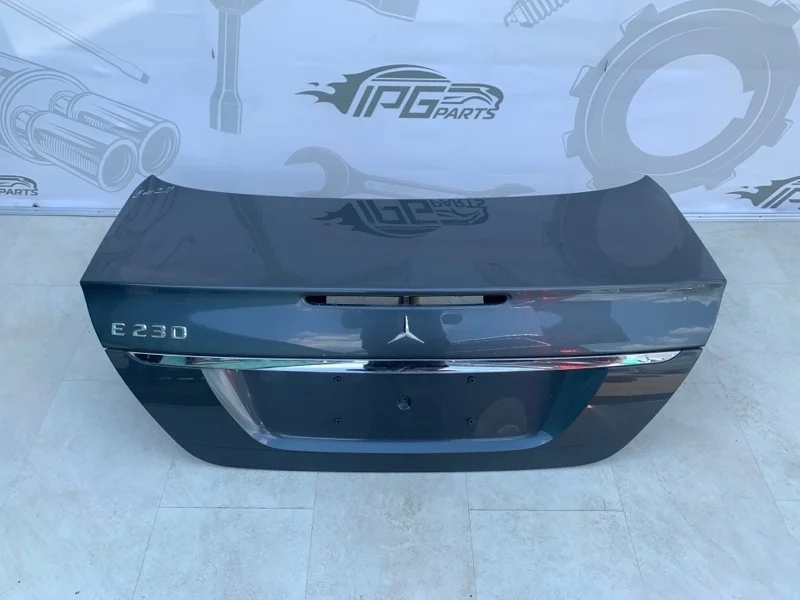 Крышка багажника Mercedes-benz 2007 W211