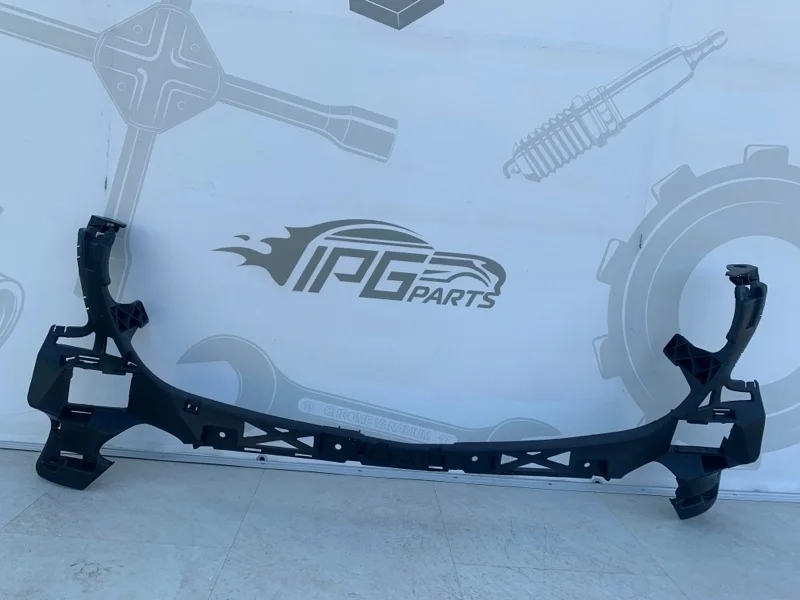 Каркас переднего бампера центральный верхний Mercedes-benz GLE W166