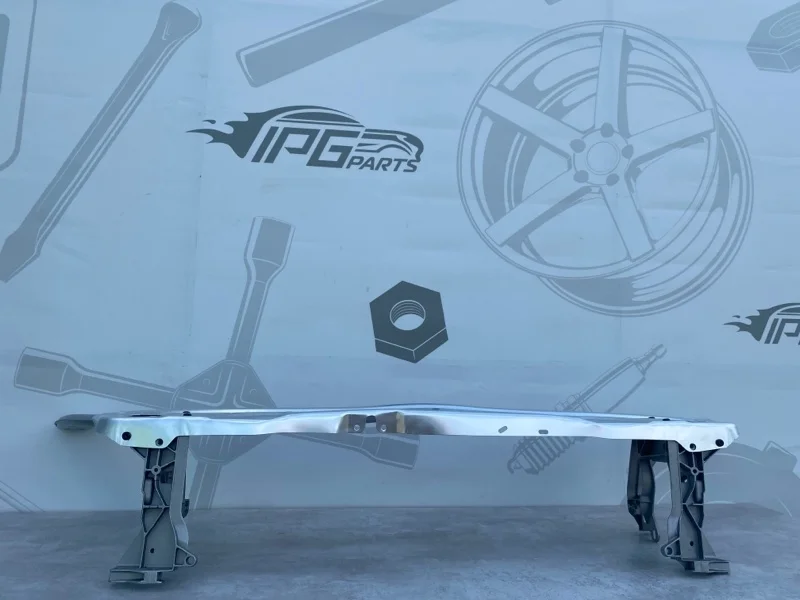 Передняя панель Mercedes-benz W205