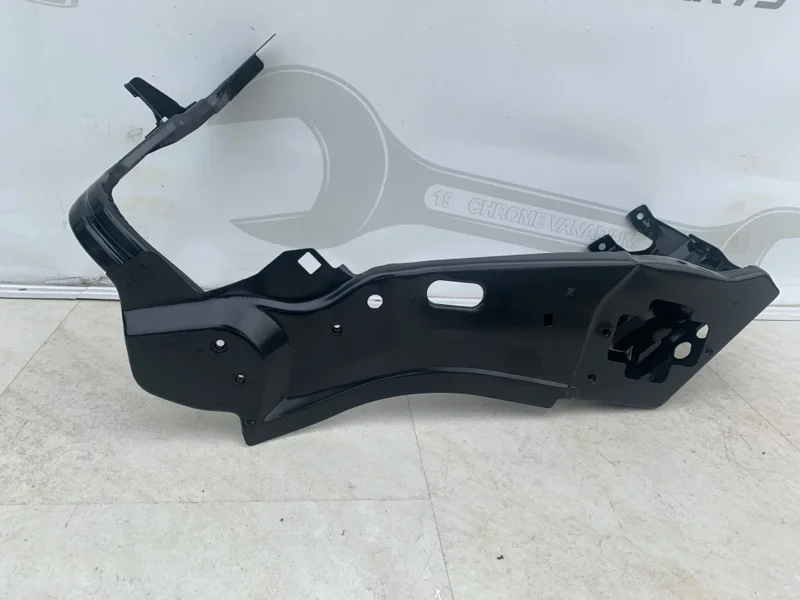 Рамка фары левая Mercedes-benz W221