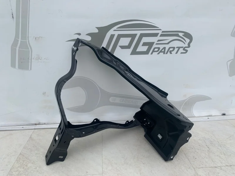 Рамка фары правая Mercedes-benz CLS C218