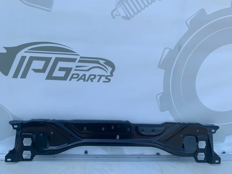 Передняя панель верхняя часть Mercedes-benz W212