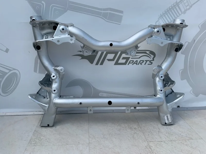 Подрамник передний Mercedes-benz W212