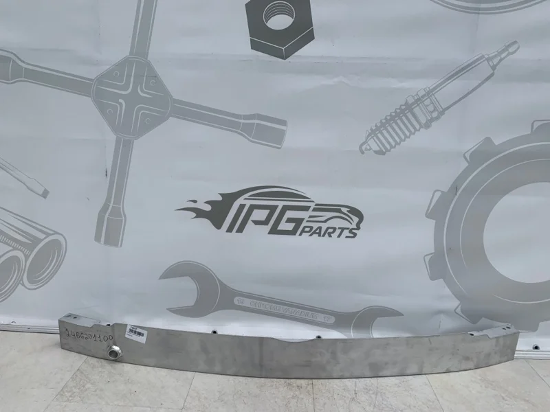 Усилитель переднего бампера Mercedes-benz W246