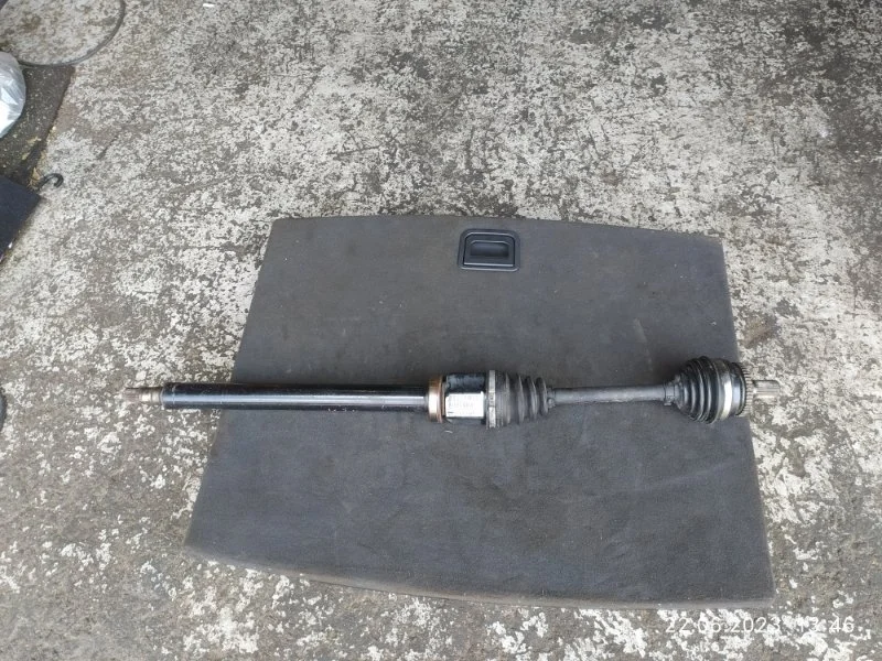 Привод VOLVO V70 2002 P2